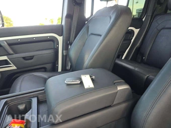 2024 Land Rover Defender 110 S - miniatura 5