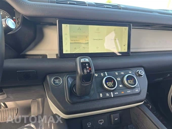 2024 Land Rover Defender 110 S - miniatura 7
