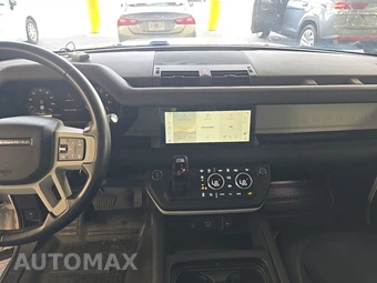 2024 Land Rover Defender 110 S - miniatura 11