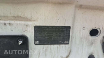 2024 Land Rover Defender 110 S - miniatura 20