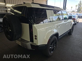 2024 Land Rover Defender 110 S - miniatura 4