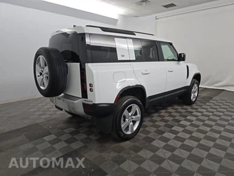 2024 Land Rover Defender 110 S - miniatura 4