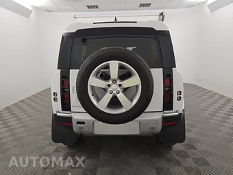 2024 Land Rover Defender 110 S - miniatura 5