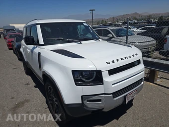 2024 Land Rover Defender 110 S – miniatura 3