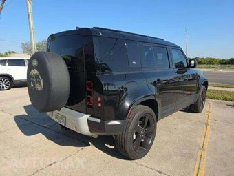 2024 Land Rover Defender 110 S - miniatura 3
