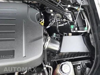 2024 Land Rover Defender 110 S - miniatura 18