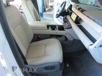 2024 Land Rover Defender 110 S - miniatura 22