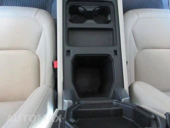 2024 Land Rover Defender 110 S - miniatura 45
