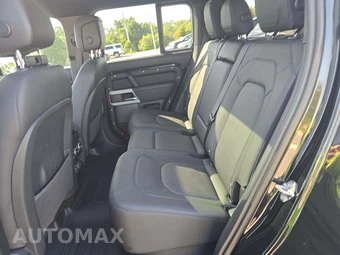 2024 Land Rover Defender 110 SE - miniatura 10