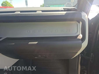 2024 Land Rover Defender 110 SE - miniatura 16