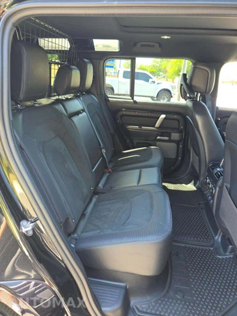 2024 Land Rover Defender 110 V8 - miniatura 16