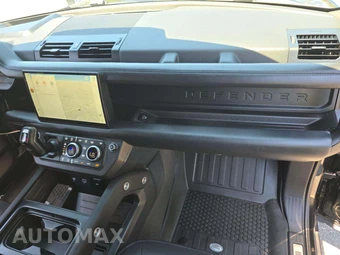 2024 Land Rover Defender 110 V8 - miniatura 19