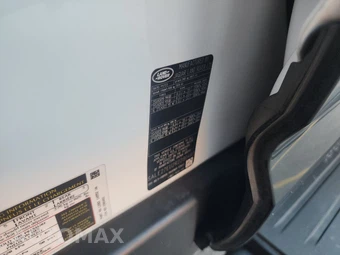 2024 Land Rover Defender 110 X-Dynamic SE - miniatura 14