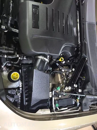 2024 Land Rover Defender 110 X-Dynamic SE - miniatura 24