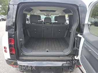 2024 Land Rover Defender 110 X-Dynamic SE - miniatura 14