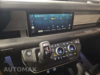 2024 Land Rover Defender 110 X-Dynamic SE - miniatura 10