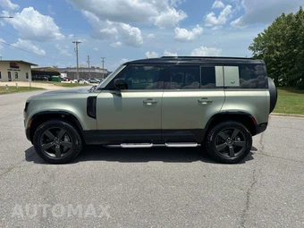 2024 Land Rover Defender 110 X-Dynamic SE - miniatura 8