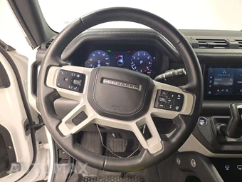2024 Land Rover Defender 110 X-Dynamic SE - miniatura 10
