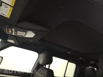 2024 Land Rover Defender 110 X-Dynamic SE - miniatura 20