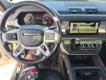 2024 Land Rover Defender 110 X-Dynamic SE - miniatura 10