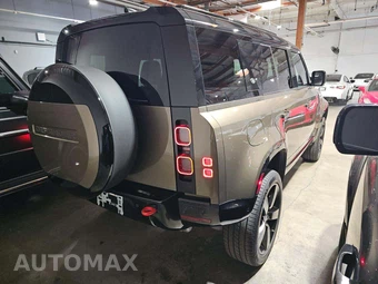 2024 Land Rover Defender 110 X - miniatura 3