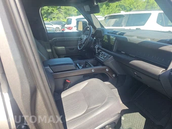 2024 Land Rover Defender 110 X - miniatura 8