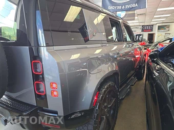 2024 Land Rover Defender 110 X - miniatura 3