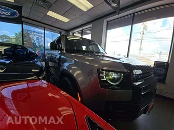 2024 Land Rover Defender 110 X - miniatura 4
