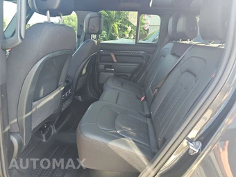 2024 Land Rover Defender 110 X - miniatura 13