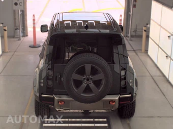 2024 Land Rover Defender 110 X - miniatura 5