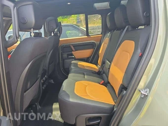 2024 Land Rover Defender 110 X - miniatura 12