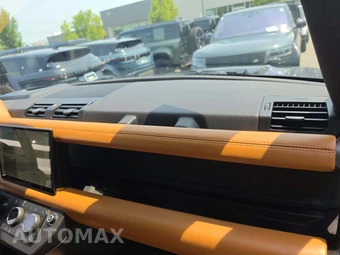 2024 Land Rover Defender 110 X - miniatura 17
