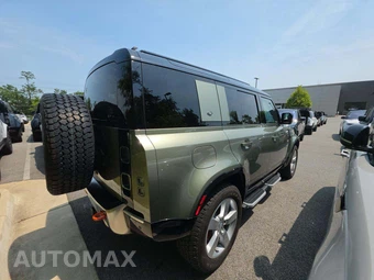 2024 Land Rover Defender 110 X - miniatura 4