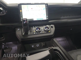 2024 Land Rover Defender 130 Outbound - miniatura 11