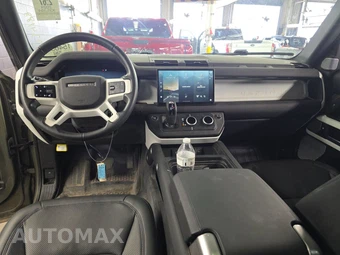 2024 Land Rover Defender 130 S - miniatura 11