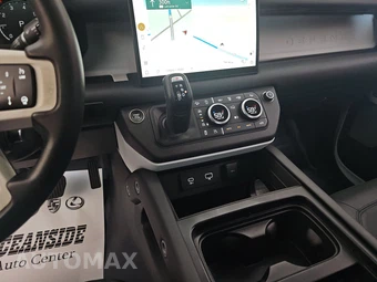 2024 Land Rover Defender 130 S - miniatura 11