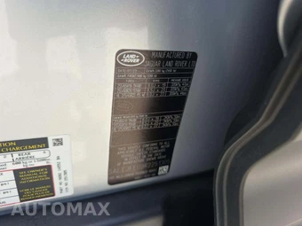 2024 Land Rover Defender 130 S - miniatura 2