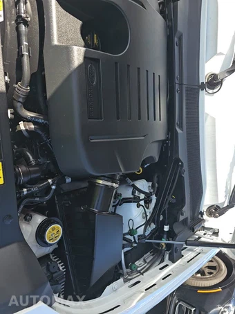 2024 Land Rover Defender 130 X-Dynamic SE - miniatura 22