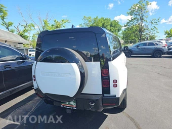 2024 Land Rover Defender 130 X-Dynamic SE - miniatura 3