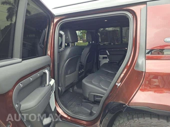 2024 Land Rover Defender 130 X-Dynamic SE - miniatura 13