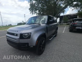 2024 Land Rover Defender 130 X-Dynamic SE
