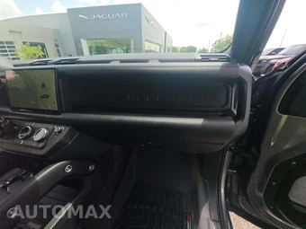 2024 Land Rover Defender 130 X-Dynamic SE - miniatura 17