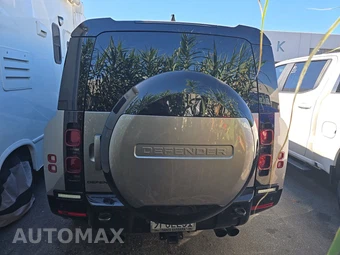 2024 Land Rover Defender 130 X-Dynamic SE - miniatura 5