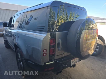 2024 Land Rover Defender 130 X-Dynamic SE - miniatura 6