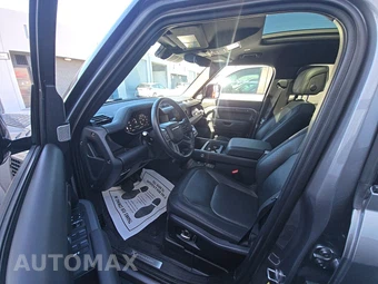 2024 Land Rover Defender 130 X-Dynamic SE - miniatura 7