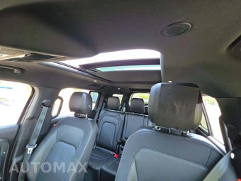 2024 Land Rover Defender 130 X-Dynamic SE - miniatura 11