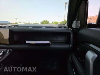 2024 Land Rover Defender 130 X-Dynamic SE - miniatura 20