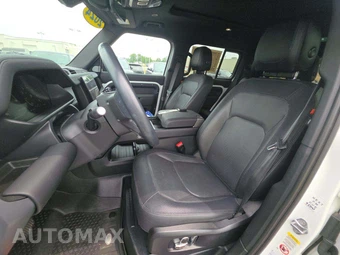 2024 Land Rover Defender 130 X-Dynamic SE - miniatura 3