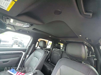2024 Land Rover Defender 130 X-Dynamic SE - miniatura 8