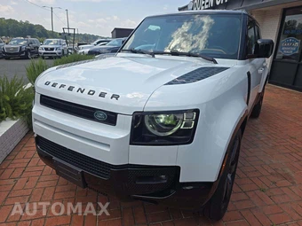 2024 Land Rover Defender 130 X-Dynamic SE